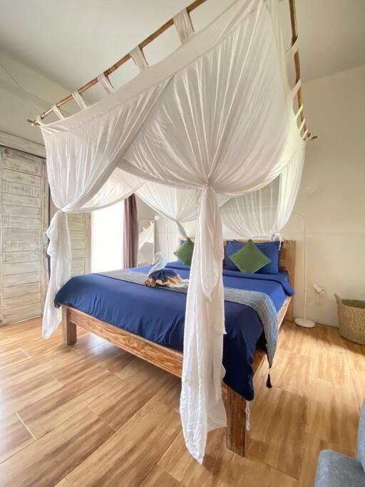 Kubu Guest House Семиньяк Экстерьер фото